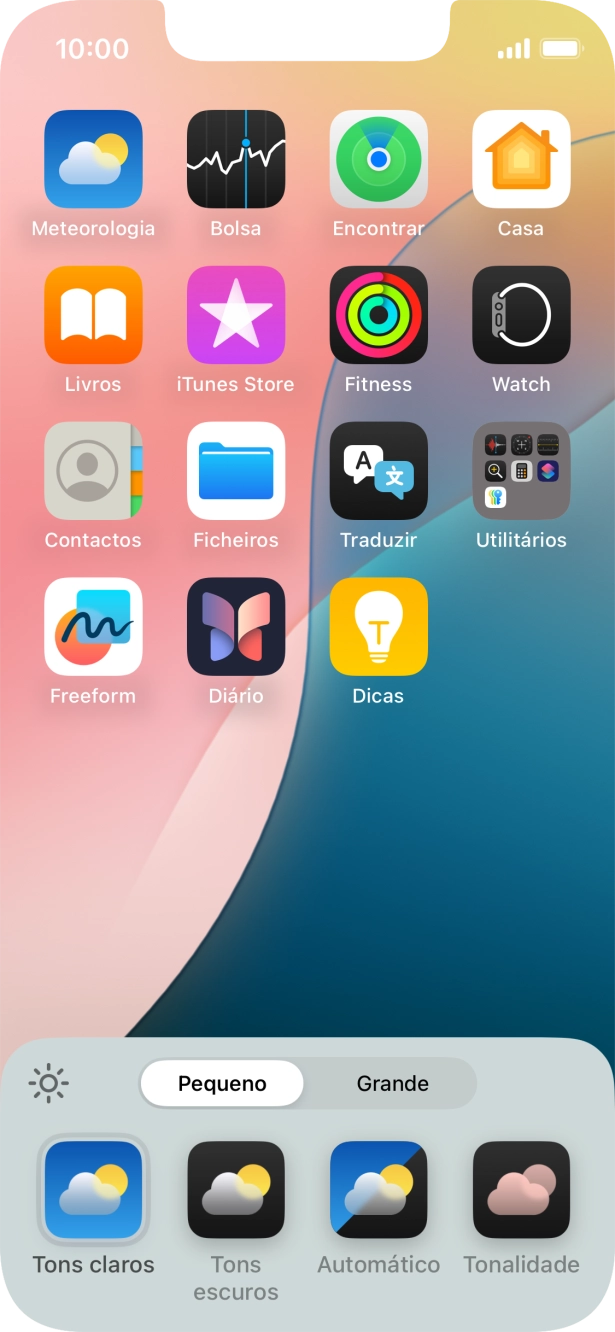 Prima as definições pretendidas para escolher o tamanho dos ícones de apps no ecrã inicial.