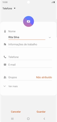 Prima Telefone e introduza o número de telefone pretendido.