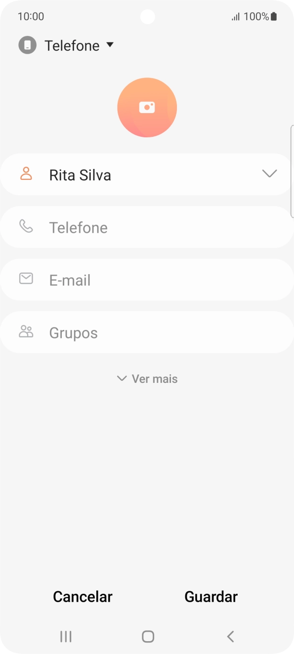 Prima Telefone e introduza o número de telefone pretendido.