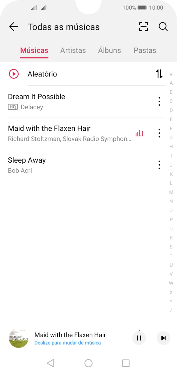 Prima o título da música na parte inferior do ecrã.