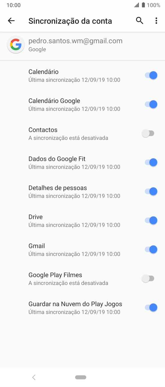 Prima o indicador junto a 