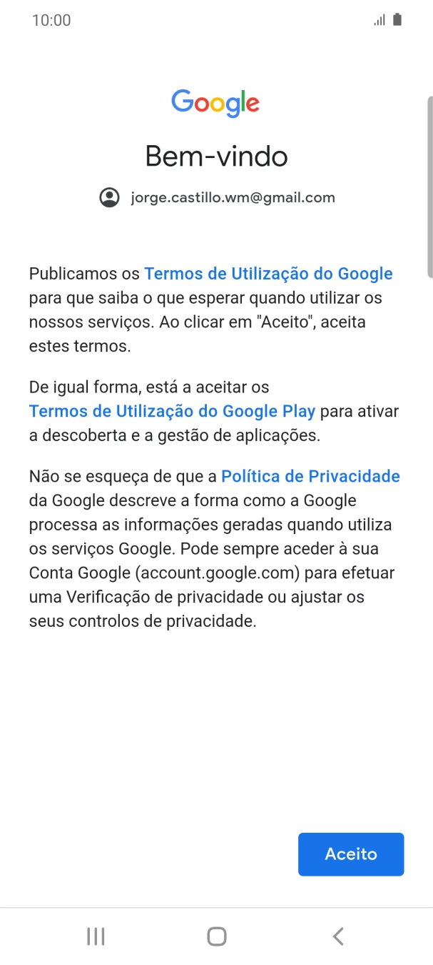 Prima Aceito e siga as indicações no ecrã para escolher as definições da conta Google.