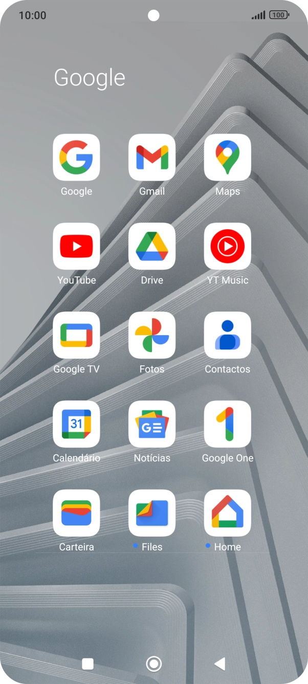 Abra o YouTube e navegue até ao vídeo pretendido.