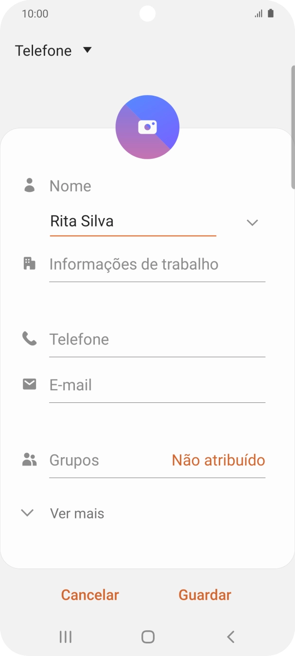 Prima Telefone e introduza o número de telefone pretendido.