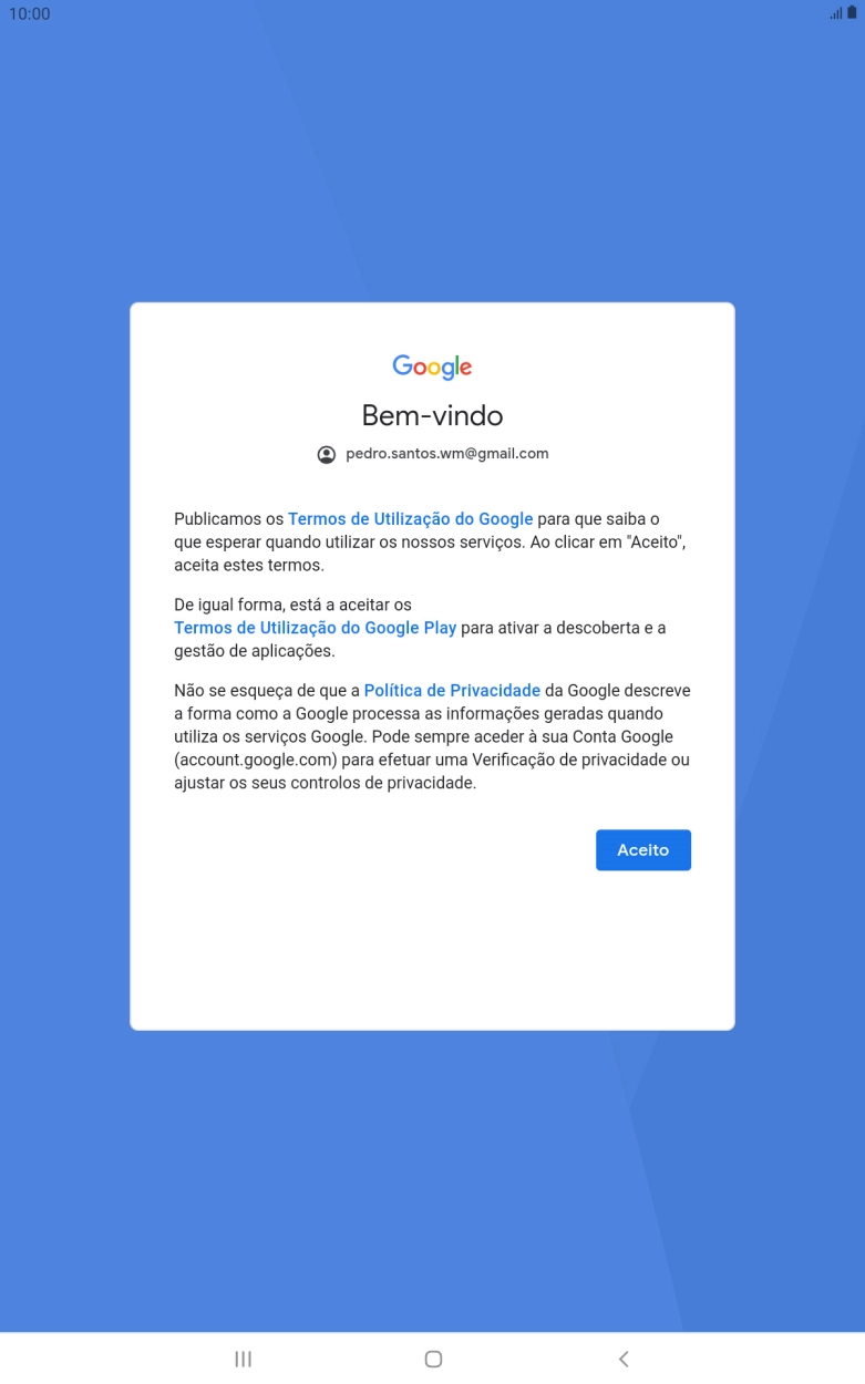 Prima Aceito e siga as indicações no ecrã para escolher as definições da conta Google.