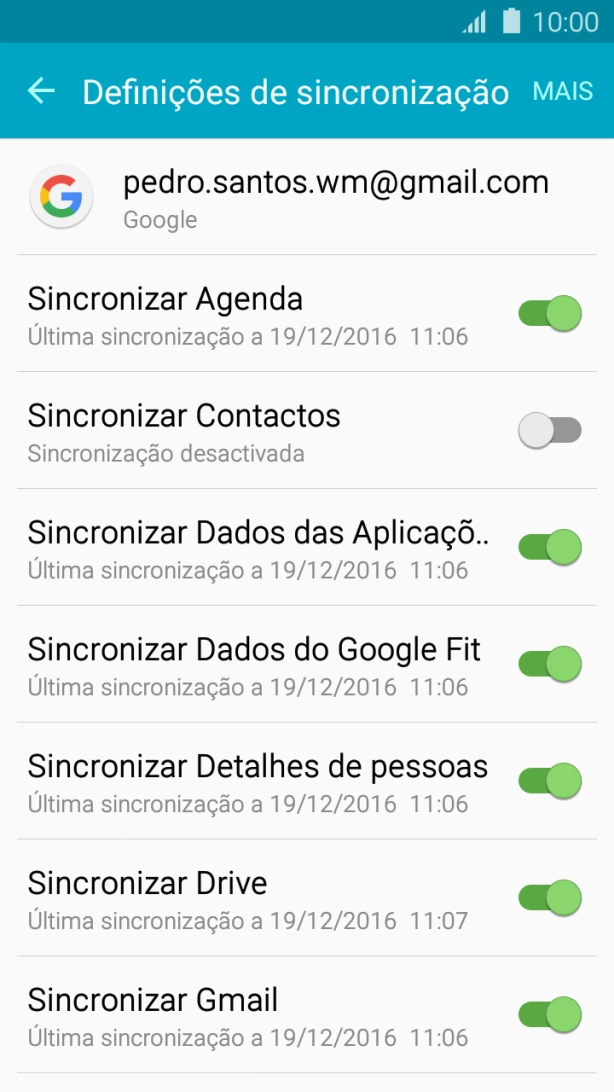 Prima Sincronizar Contactos para ativar a função.