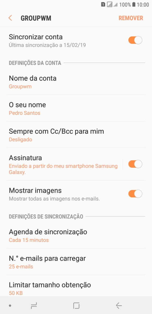 Prima o indicador junto a 