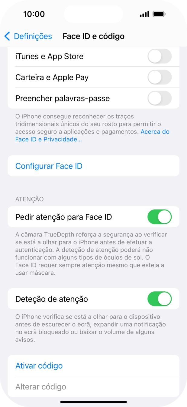 Prima Ativar código e introduza um código de bloqueio do telefone à escolha duas vezes de seguida.