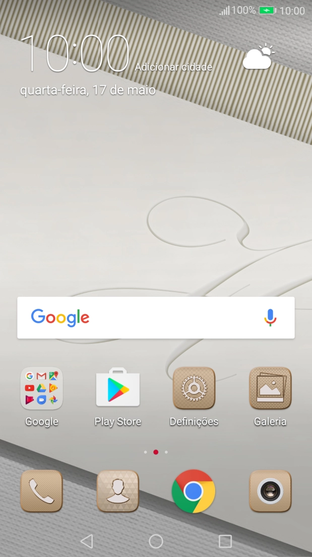 Quando o ícone de bateria em carregamento for mostrado no ecrã, a bateria está em carregamento.