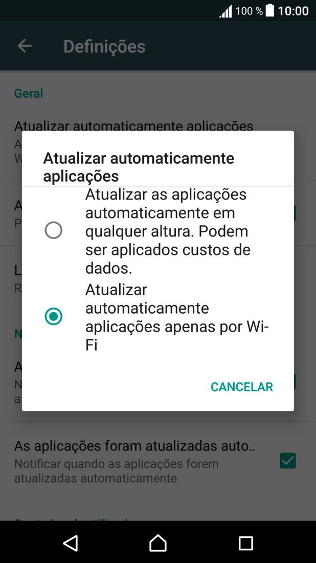 Prima Atualizar automaticamente aplicações por Wi-Fi para ativar a função.