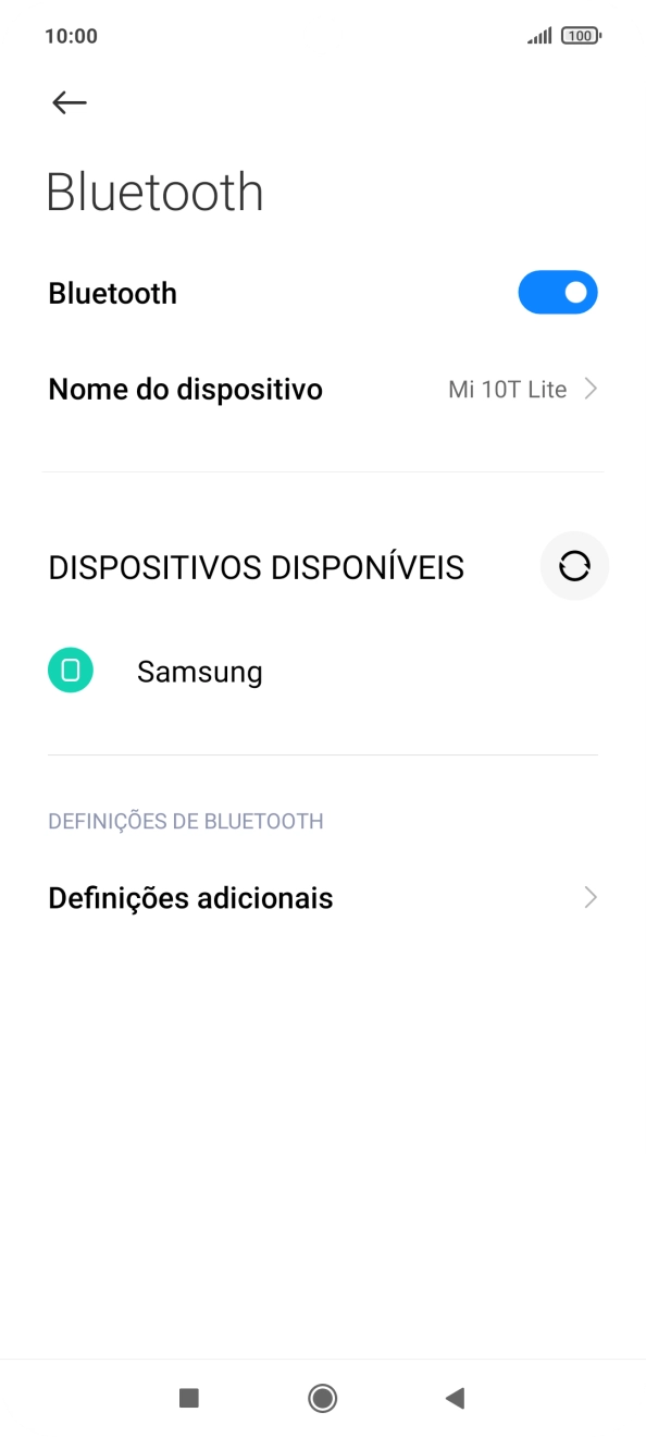 Prima o dispositivo Bluetooth pretendido e siga as indicações no ecrã para emparelhar o dispositivo pretendido com o telefone.