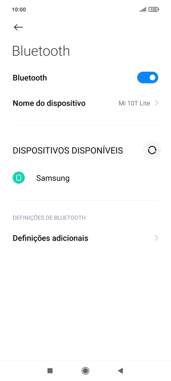 Prima o dispositivo Bluetooth pretendido e siga as indicações no ecrã para emparelhar o dispositivo pretendido com o telefone.