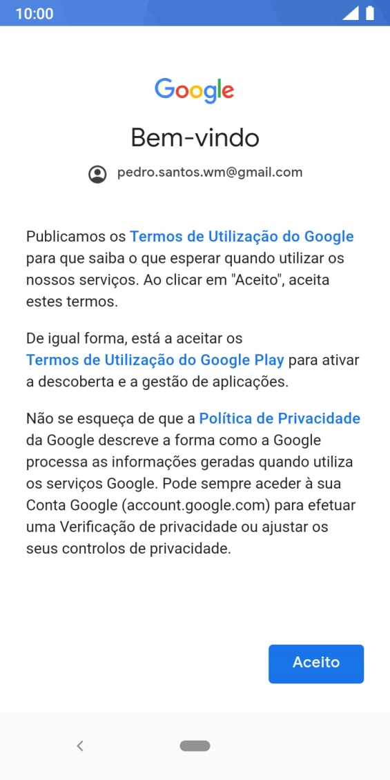 Prima Aceito e siga as indicações no ecrã para escolher as definições da conta Google.
