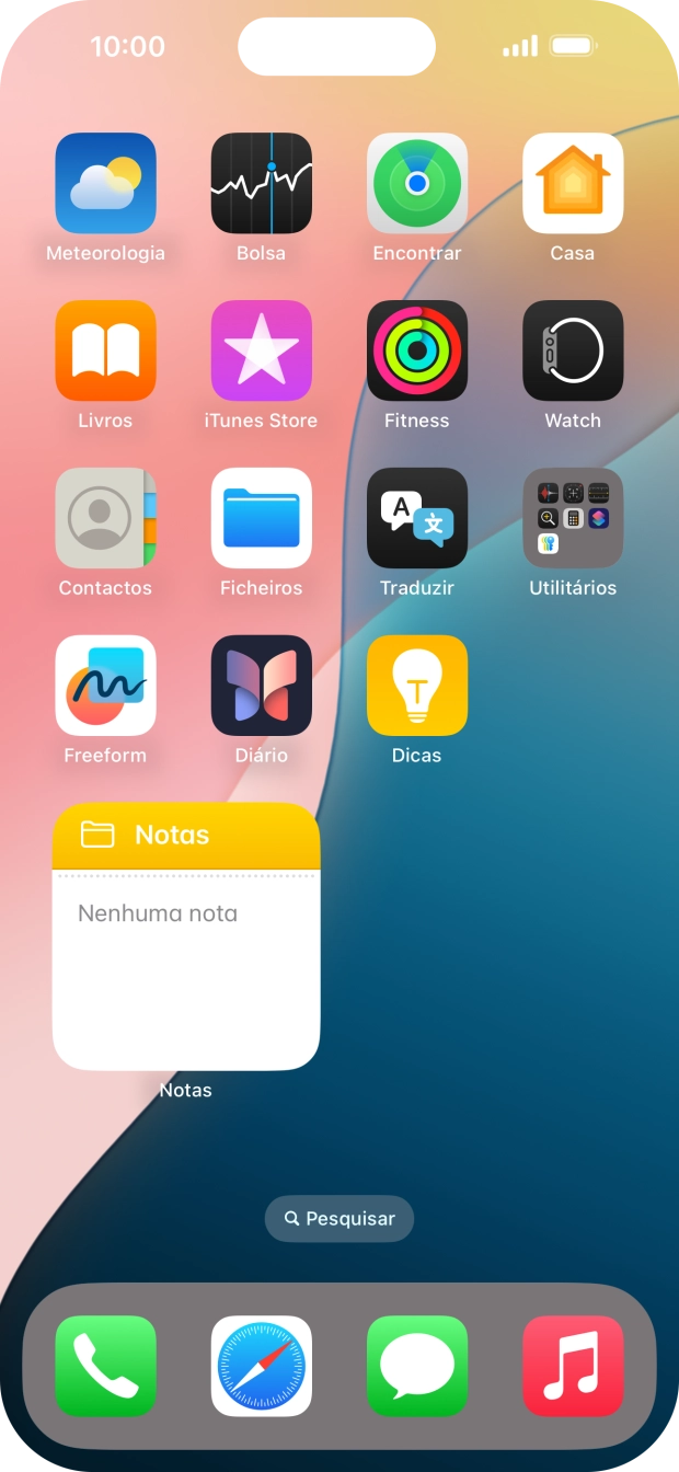 Se utilizar uma pilha de widgets: Deslize o dedo para cima ou para baixo na pilha para escolher o widget pretendido.