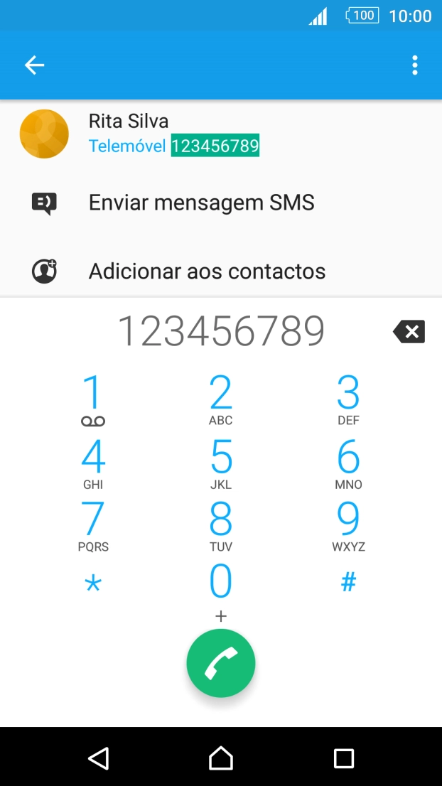 Marque o número pretendido e prima o ícone de chamada.