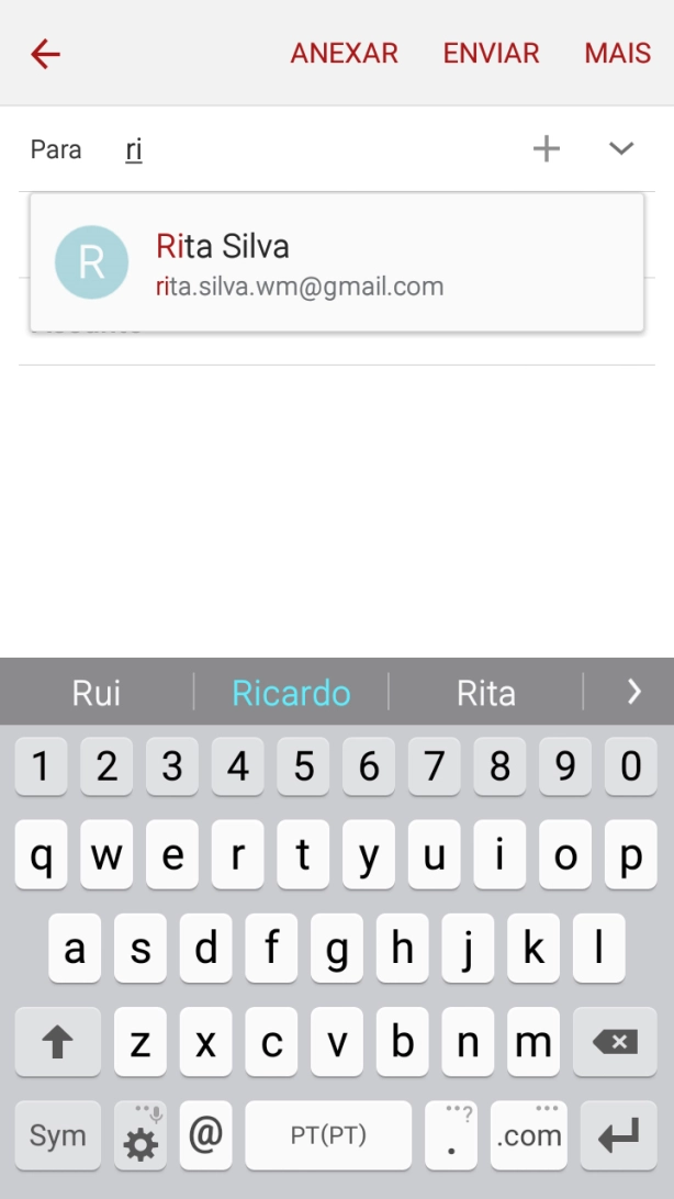 Prima o contacto pretendido.