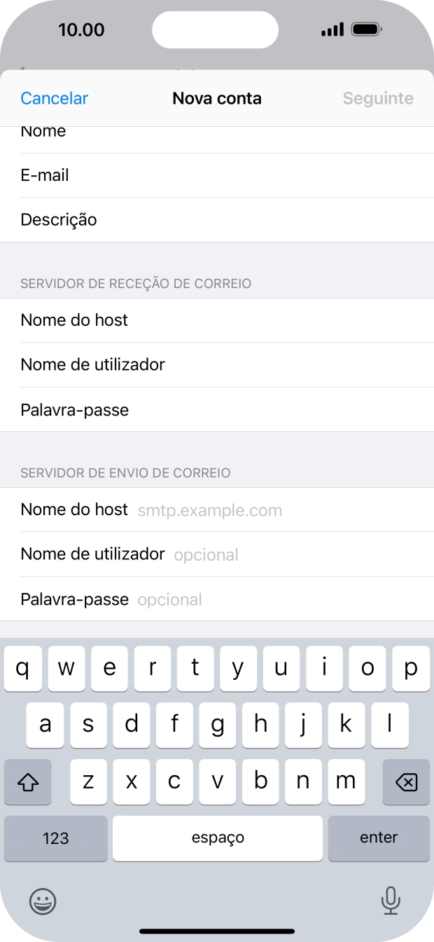 Prima Nome do host e introduza o nome do servidor de envio do fornecedor de e-mail.
