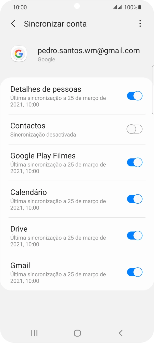 Prima o indicador junto a 