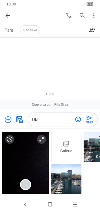 Prima Galeria e vá até à pasta pretendida.