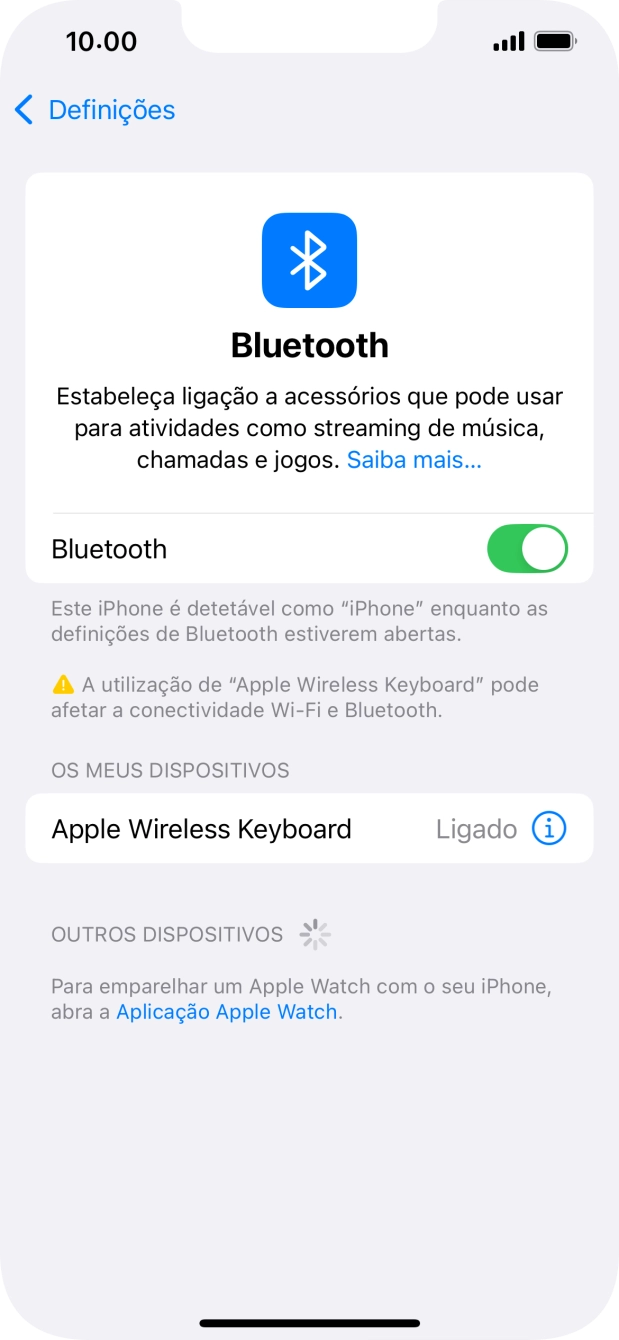 Para voltar ao ecrã inicial, deslize o dedo de baixo para cima a partir da base do ecrã.