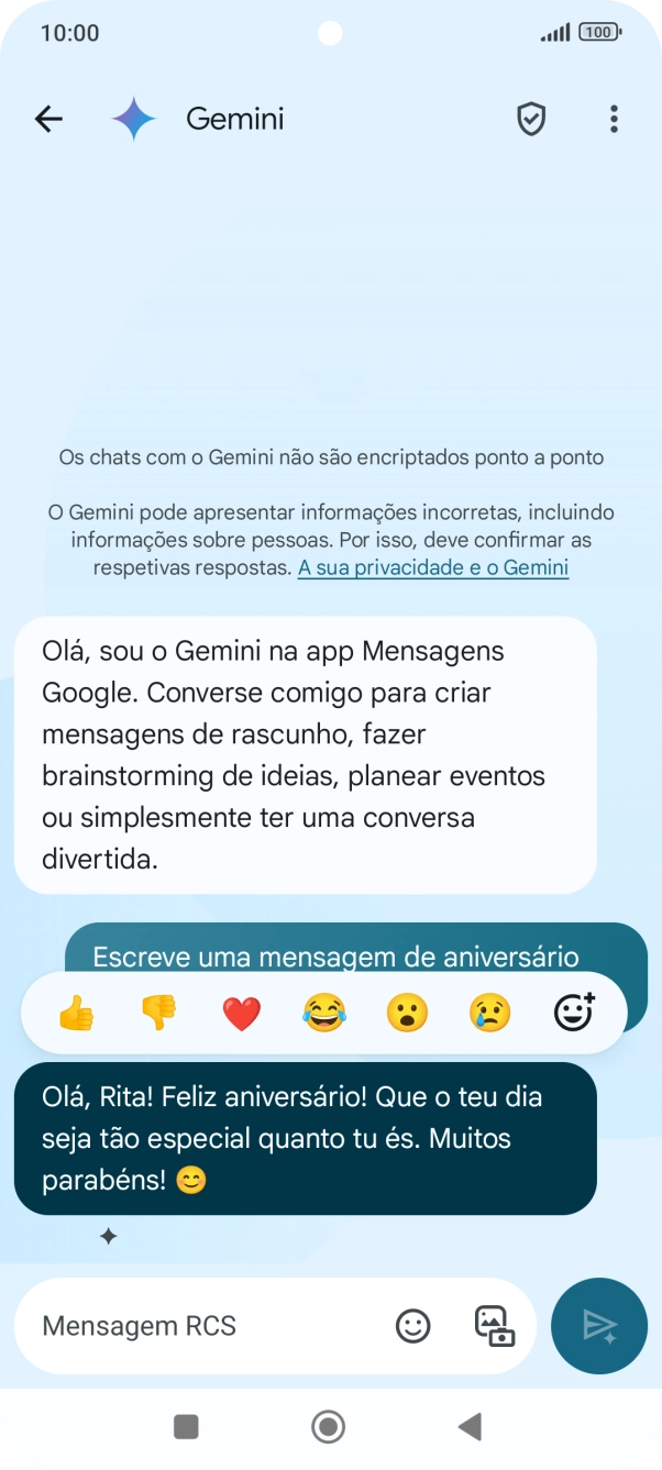Mantenha premida por um momento a sugestão de texto da Gemini. Siga as indicações no ecrã  para utilizar a sugestão de texto.