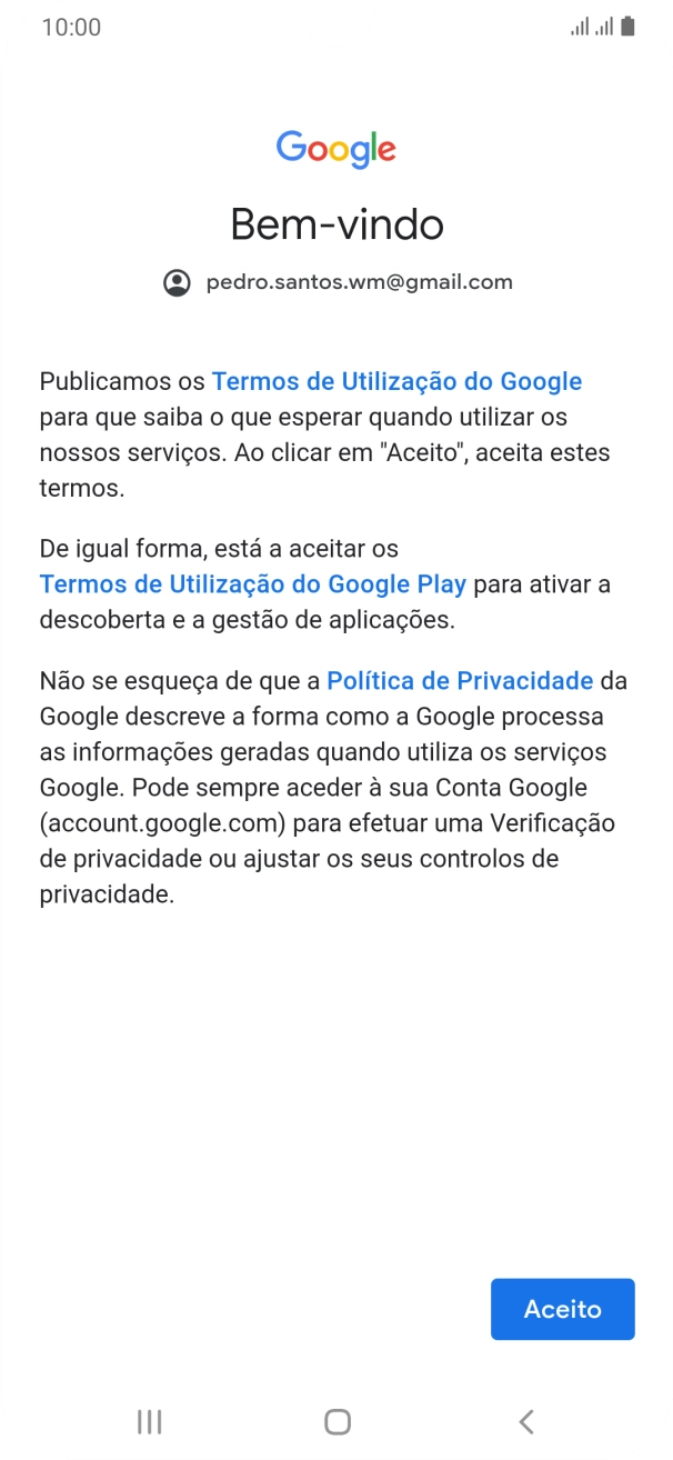 Prima Aceito e siga as indicações no ecrã para escolher as definições da conta Google.