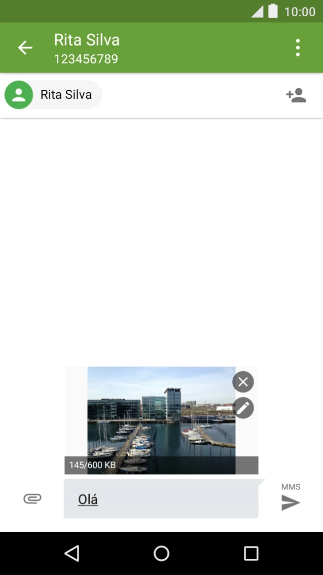 Prima o ícone para enviar quando terminar de escrever a sua mensagem multimédia.