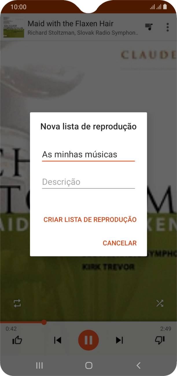 Introduza o nome pretendido para a lista de reprodução e prima CRIAR LISTA DE REPRODUÇÃO.