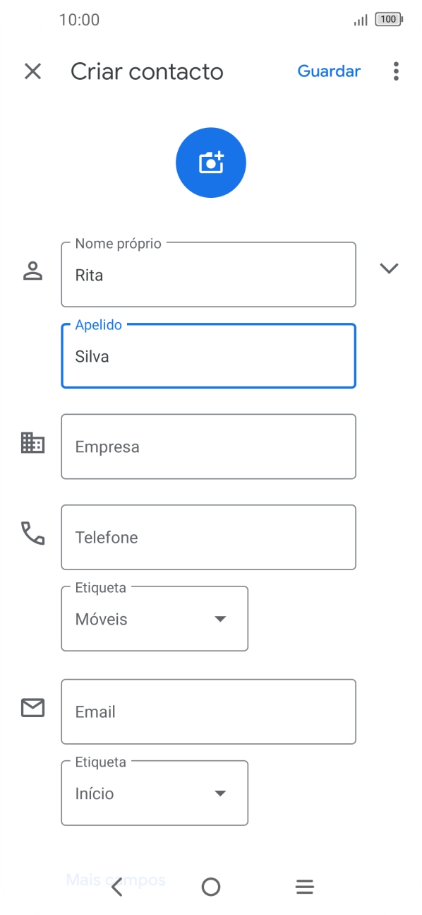 Prima Telefone e introduza o número de telefone pretendido.