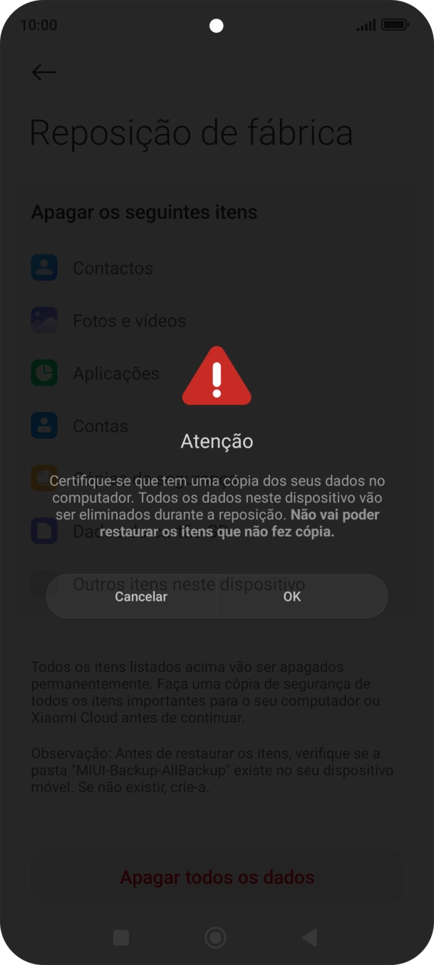 Prima OK. Aguarde um momento enquanto o telefone restabelece as definições originais. Siga as indicações no ecrã para configurar o telefone de modo que este fique pronto a ser utilizado.