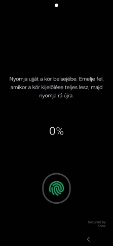 Kövesd a kijelzőn megjelenő utasításokat képernyőzár létrehozásához ujjlenyomattal.