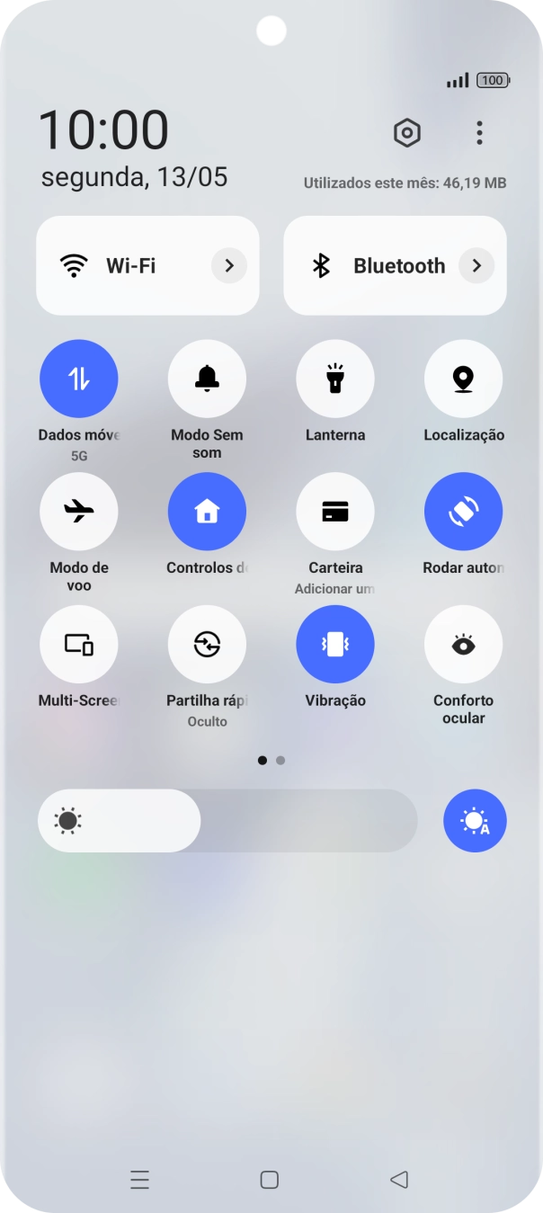 Prima o ícone de definições.