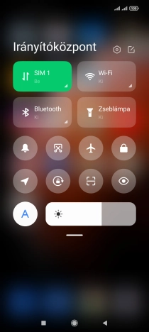 Kattints az adatkapcsolatok ikonra a funkció be- vagy kikapcsolásához.