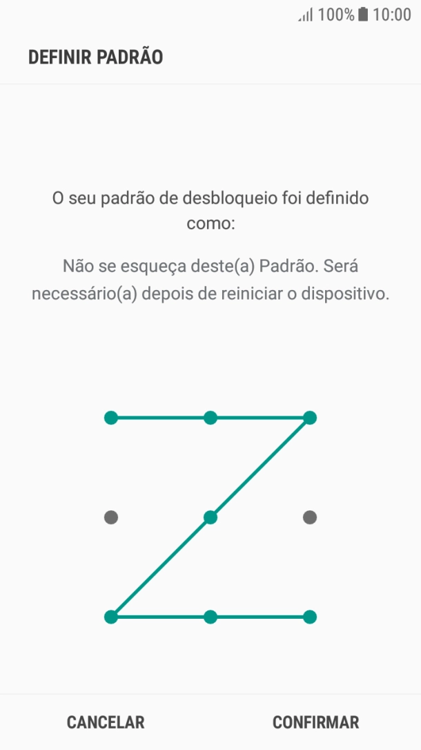 Repita o código de bloqueio do telefone escolhido e prima CONFIRMAR.