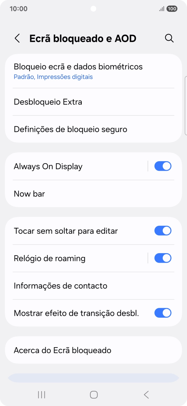 Prima Bloqueio ecrã e dados biométricos e introduza o código adicional de bloqueio do telefone que criou anteriormente.