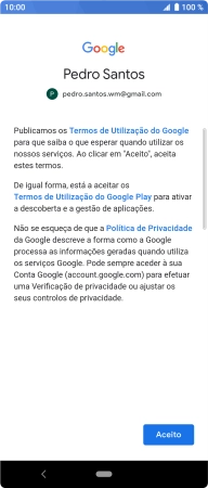 Prima Aceito e siga as indicações no ecrã para escolher as definições da conta Google.
