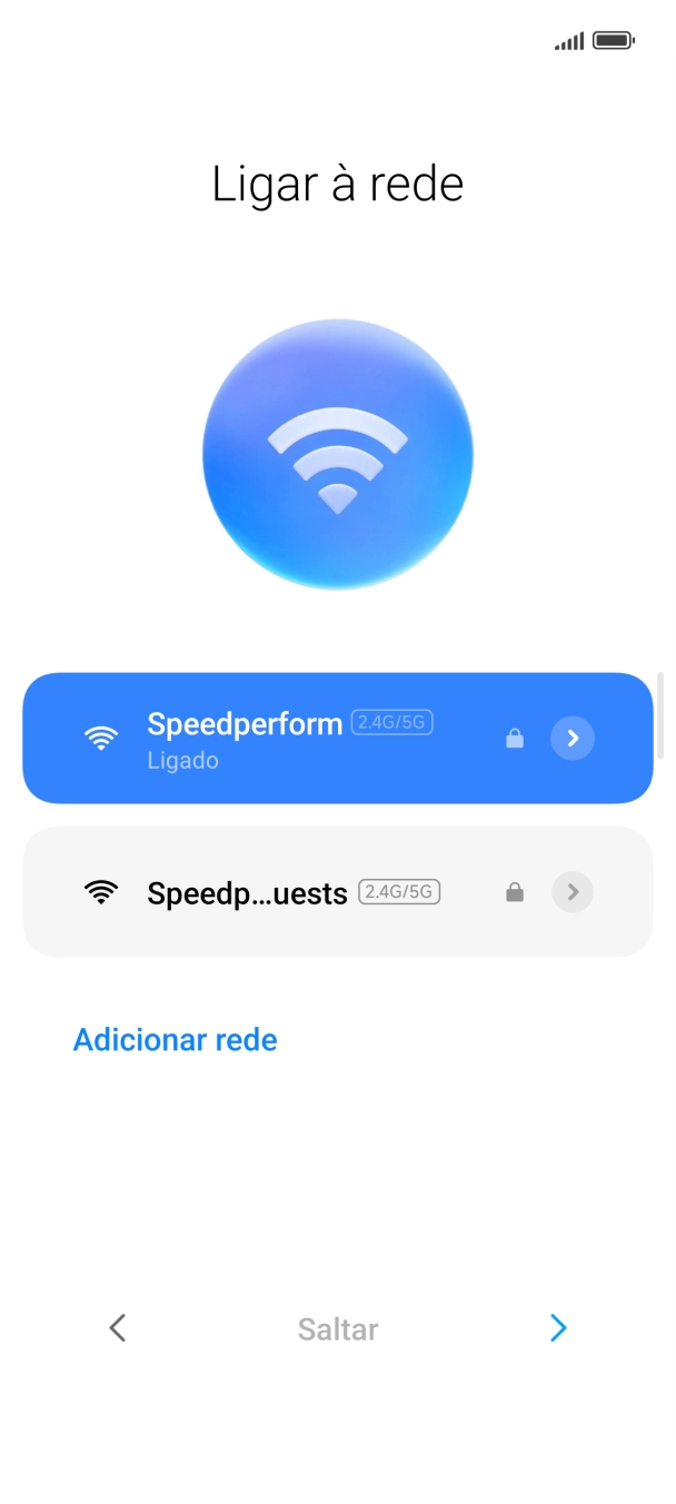 Prima a seta para a direita.