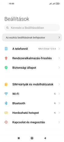 Válaszd a SIM-kártyák és mobilhálózatok lehetőséget.