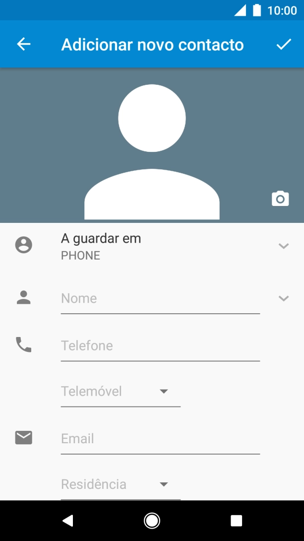 Prima Nome e introduza o nome.