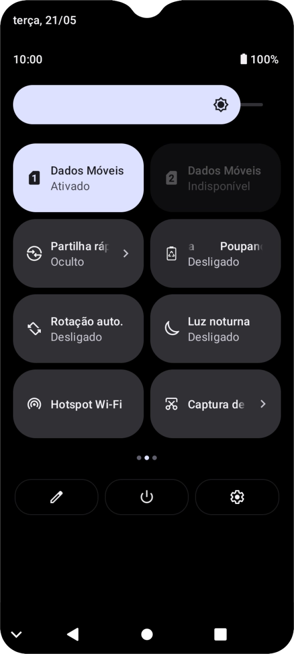 Prima o ícone de dados móveis para ativar ou desativar a função.