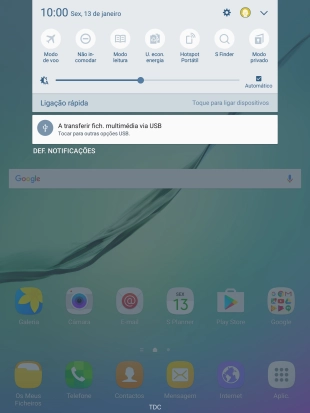 Prima Modo de voo para ativar ou desativar a função.