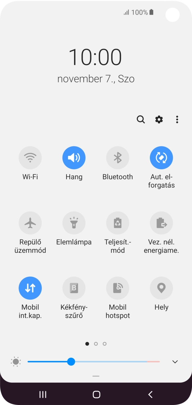 Kattints az adatkapcsolatok ikonra a funkció be- vagy kikapcsolásához.