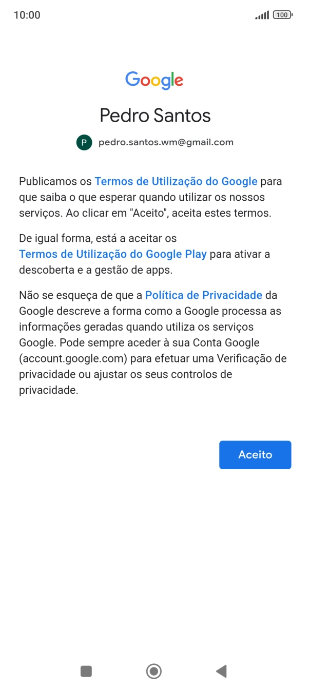 Prima Aceito e siga as indicações no ecrã para escolher as definições da conta Google.