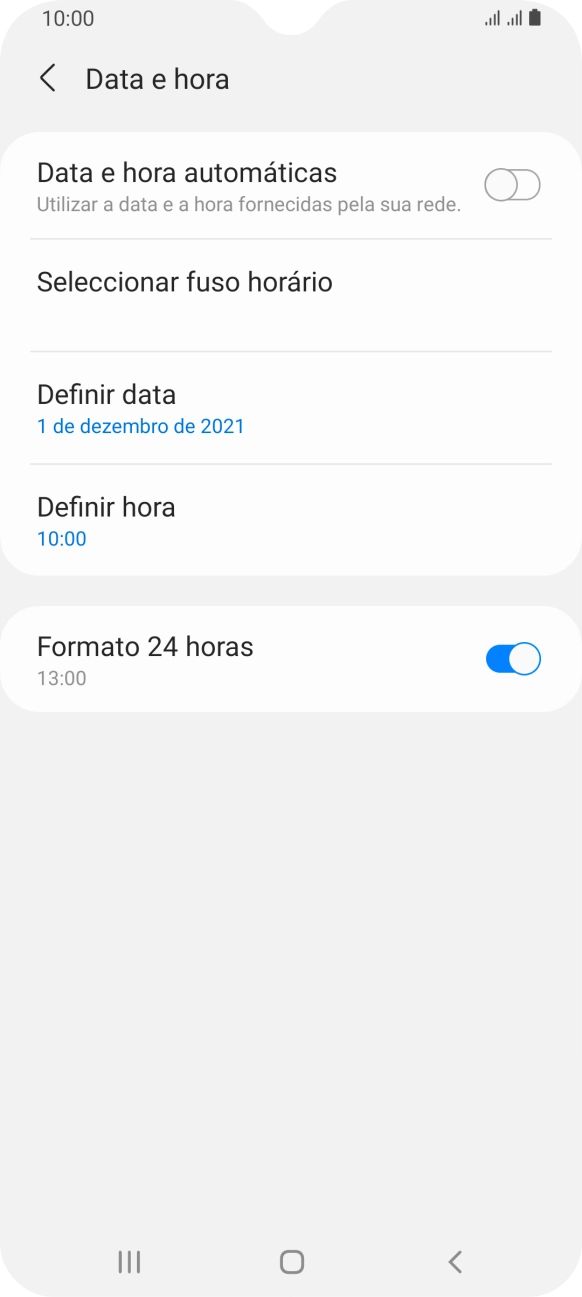 Prima o indicador junto a 
