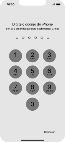 Utilize o código de bloqueio de telefone que criou. A app já não está bloqueada.
