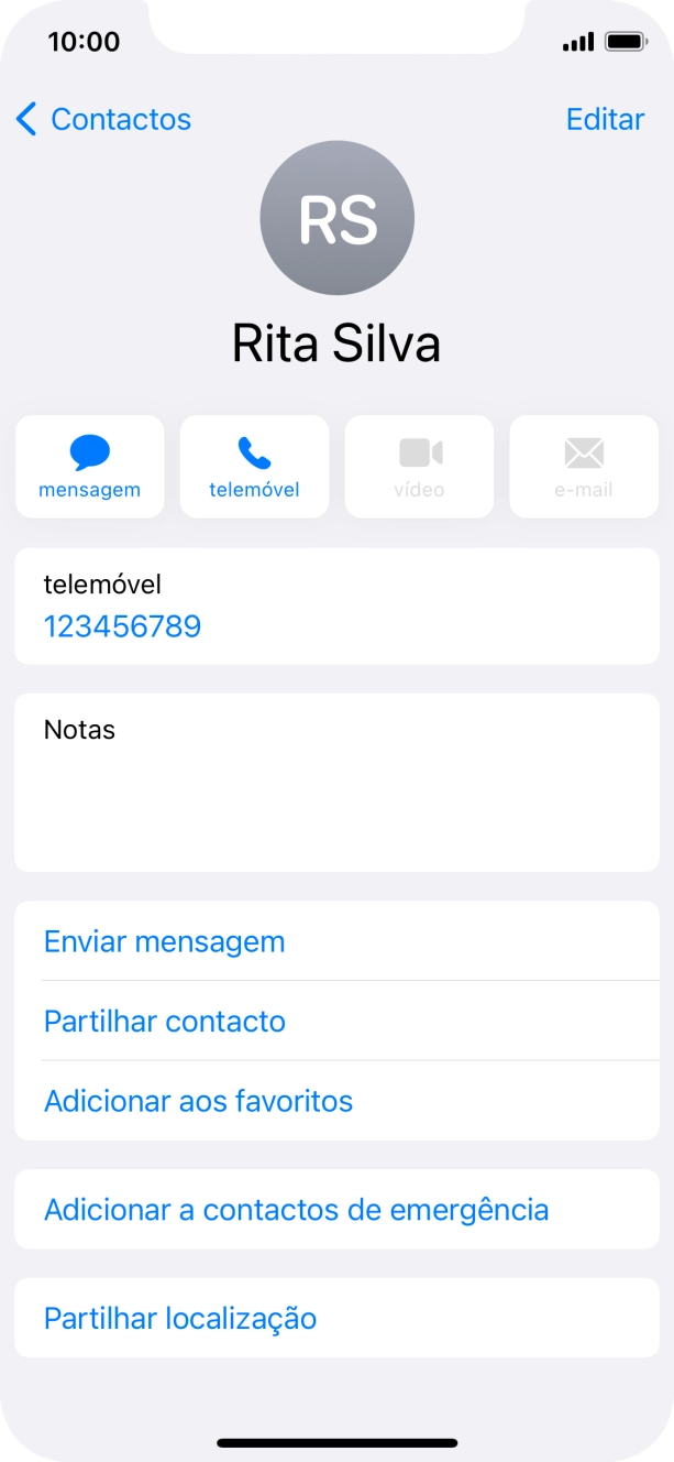 Para voltar ao ecrã inicial, deslize o dedo de baixo para cima a partir da base do ecrã.