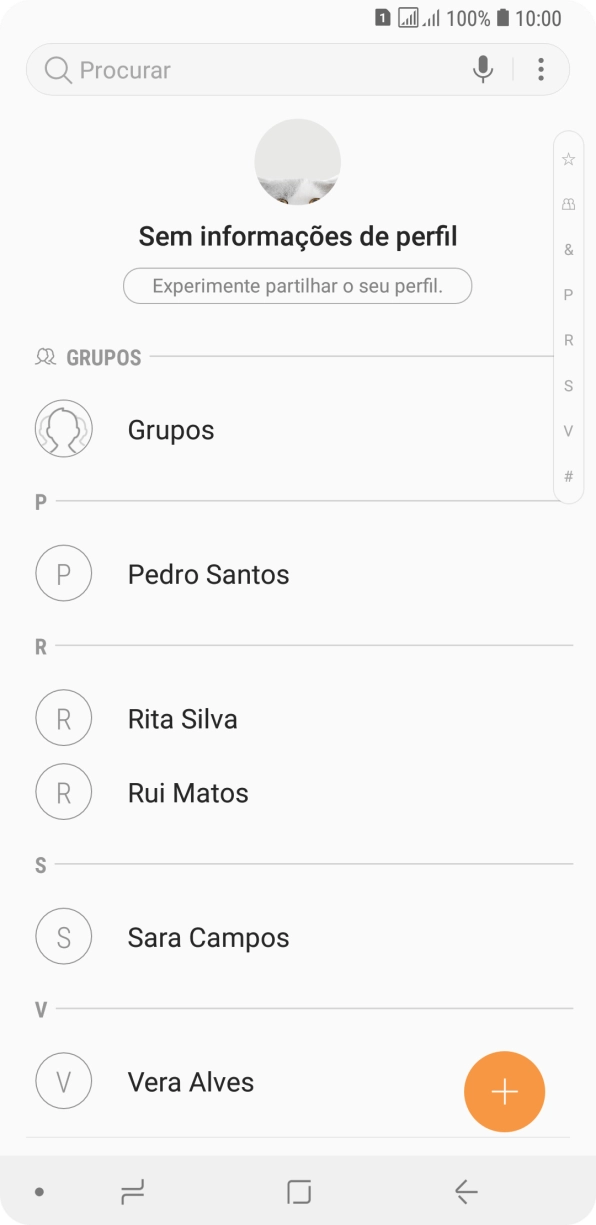 Prima o ícone de novo contacto.