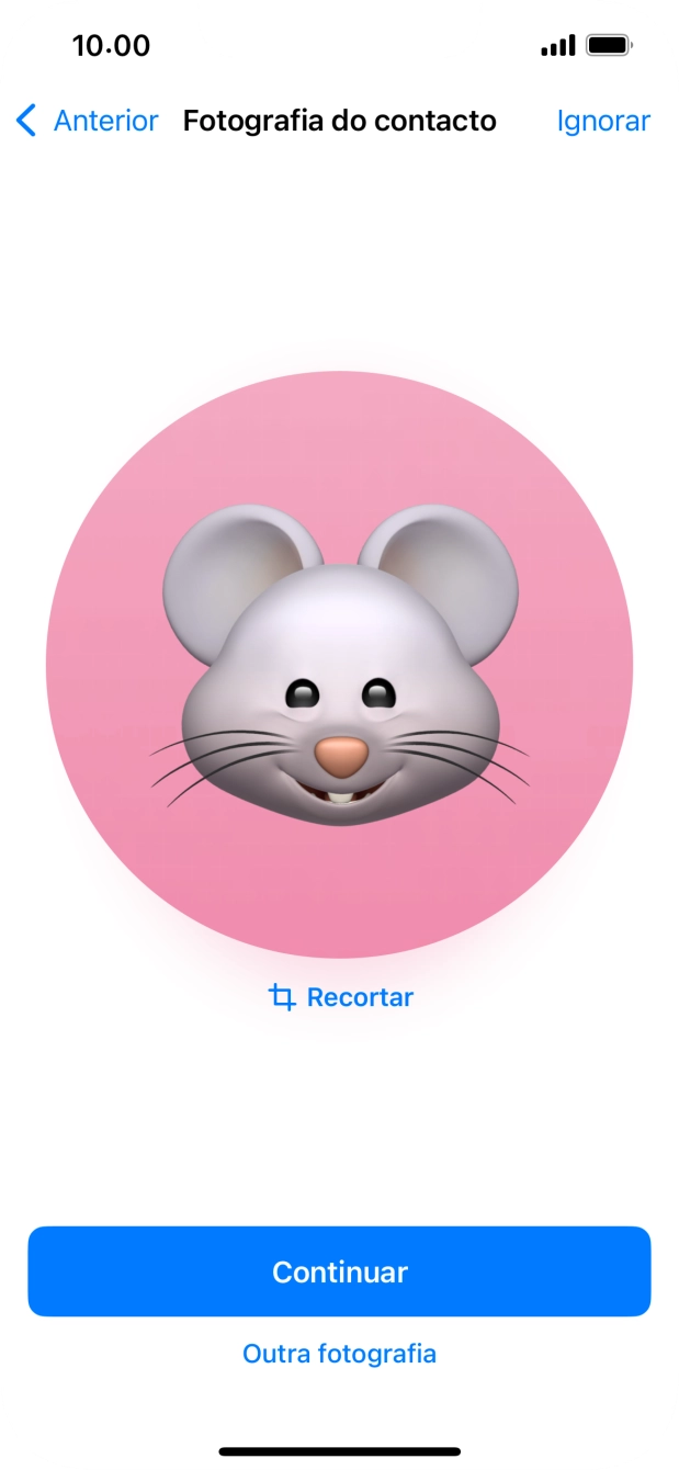 Siga as indicações no ecrã para ajustar a fotografia escolhida e prima Continuar.