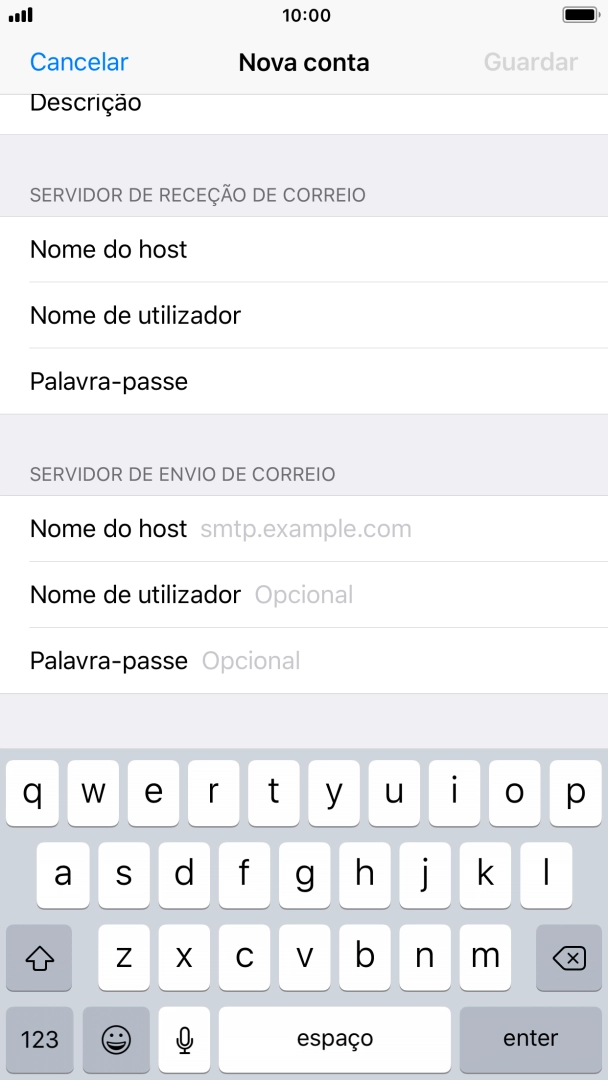 Prima Nome do host e introduza o nome do servidor de envio do fornecedor de e-mail.