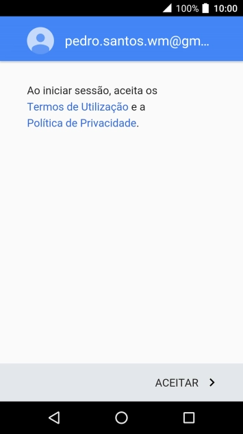 Prima ACEITAR e siga as indicações no ecrã para escolher as definições da conta Google.